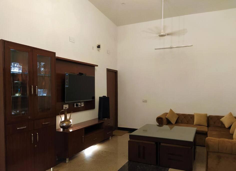 Nine Hill Villa - 2Bhk Private Villa With Pool Udaipur Exterior photo